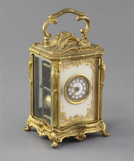 An early 20th century ormolu hour repeating carriage clock, 5.5in.